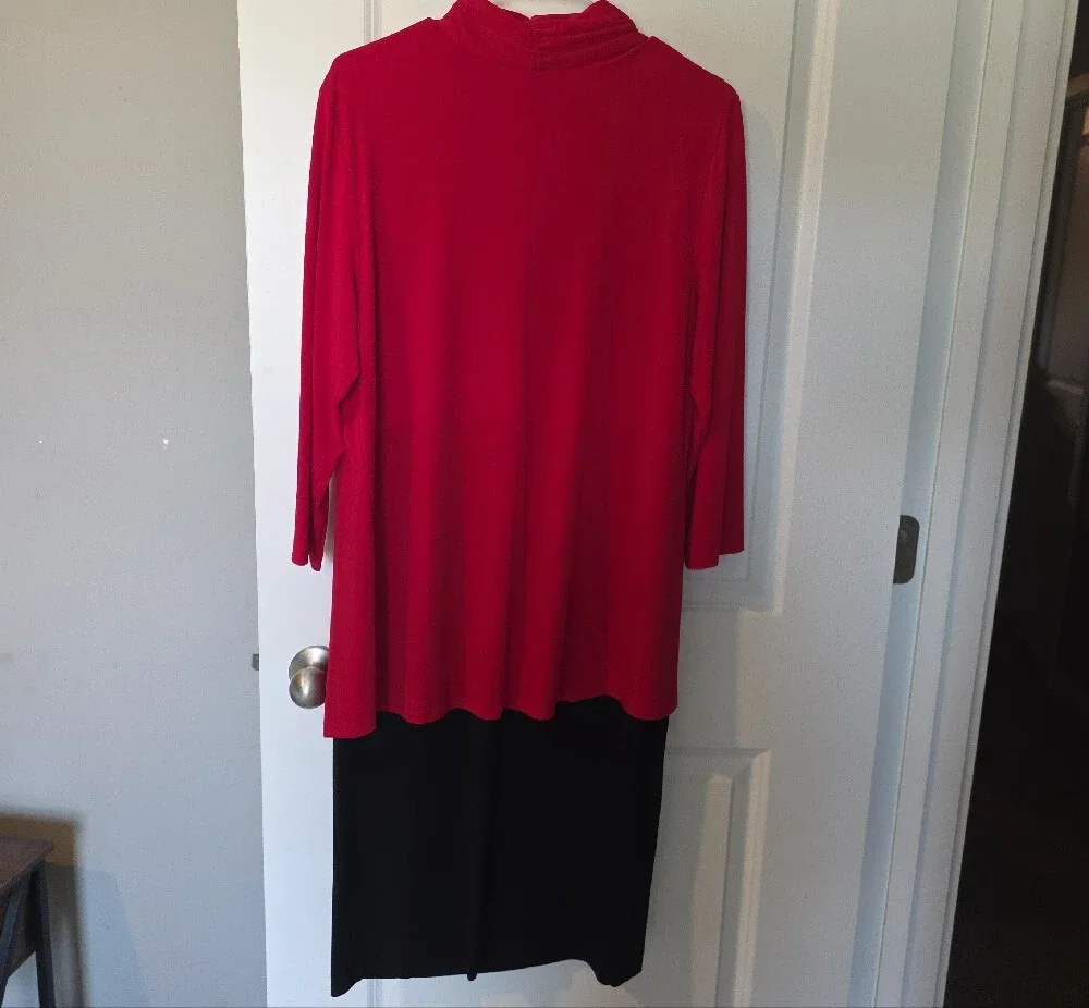 connected apparel Red Draped Top with Black Skirt Two-Piece Set